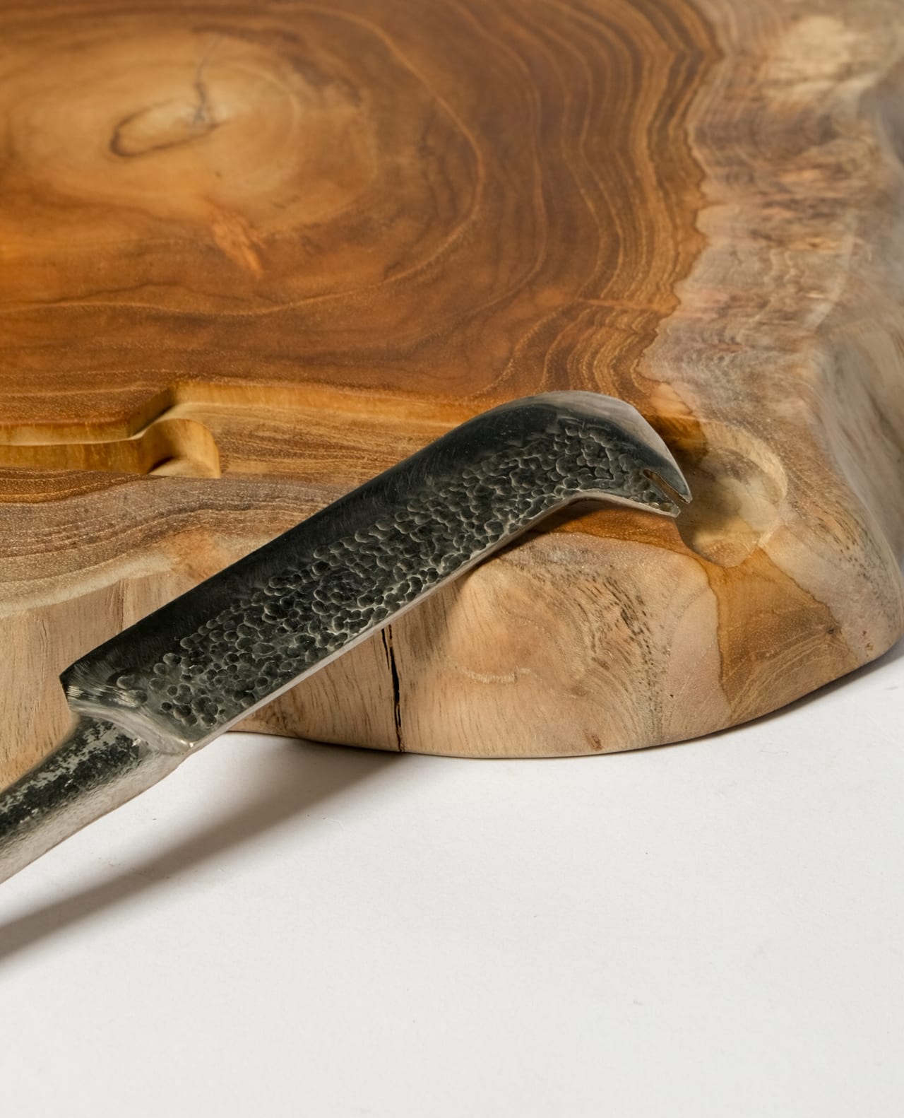 Live-Edge Board with Knife