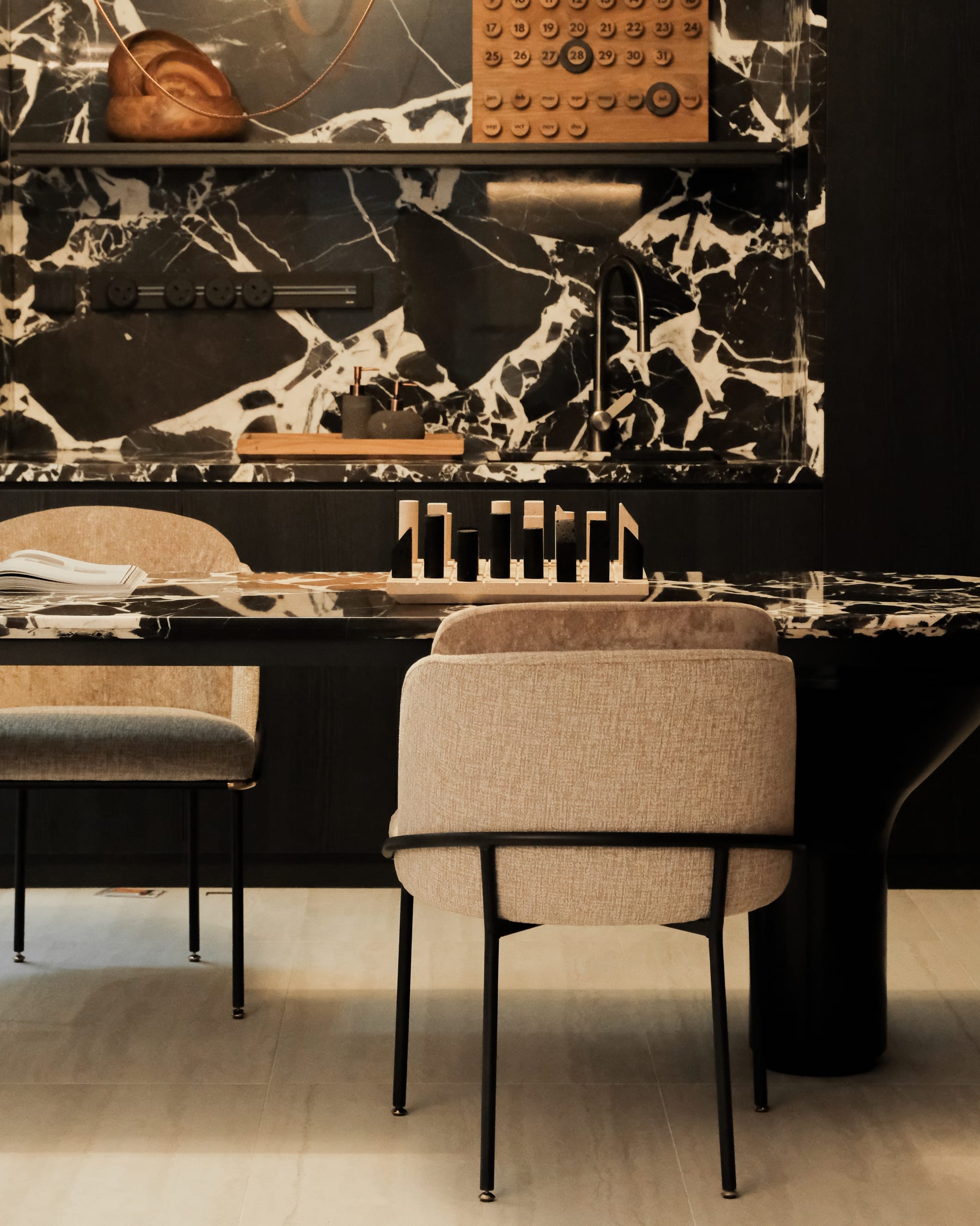 Quiet Luxury Apartment — view 3